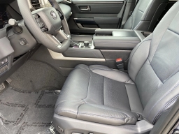 Toyota Sequoia Platinum 4WD (Natl) 2026