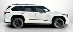 Toyota Sequoia Platinum 4WD (Natl) 2026