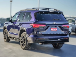 Toyota Sequoia Limited 4WD (Natl) 2026