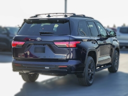 Toyota Sequoia Limited 4WD (Natl) 2026