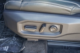 Toyota Sequoia Limited 4WD (Natl) 2026