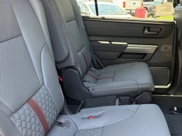 Toyota Sequoia Capstone 4WD (Natl) 2026