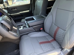 Toyota Sequoia Capstone 4WD (Natl) 2026