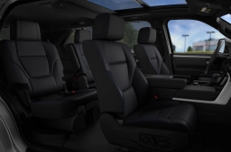 Toyota Sequoia Platinum 4WD (Natl) 2026