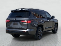 Toyota Sequoia Platinum 4WD (Natl) 2026