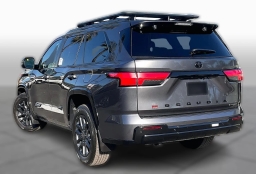 Toyota Sequoia Platinum 4WD (Natl) 2026