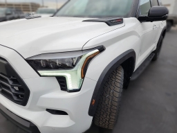 Toyota Sequoia TRD Pro 4WD (Natl) 2026