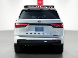 Toyota Sequoia Limited 4WD (Natl) 2026