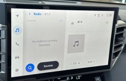 Toyota Sequoia Limited 4WD (Natl) 2026