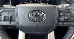 Toyota Sequoia Limited 4WD (Natl) 2026