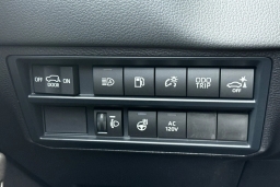 Toyota Sequoia Limited 4WD (Natl) 2026