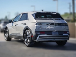 Hyundai IONIQ 5 SE Standard Range RWD 2026