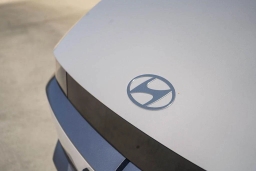 Hyundai IONIQ 5 SE Standard Range RWD 2026