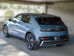 Hyundai IONIQ 5 SE Standard Range RWD 2026