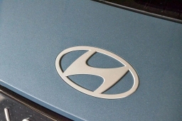 Hyundai IONIQ 5 SE Standard Range RWD 2026