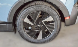 Hyundai IONIQ 5 SE Standard Range RWD 2026