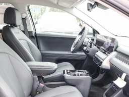 Hyundai IONIQ 5 SEL RWD 2026