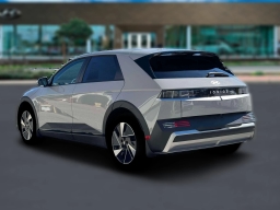 Hyundai IONIQ 5 SEL RWD 2026