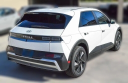 Hyundai IONIQ 5 SEL RWD 2026