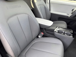 Hyundai IONIQ 5 SEL RWD 2026