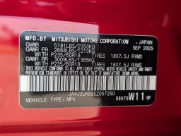 Mitsubishi Outlander ES FWD 2025