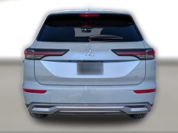 Mitsubishi Outlander SE FWD 2025