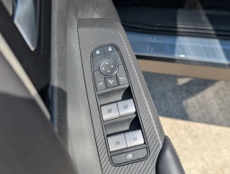 Mitsubishi Outlander SE FWD 2025