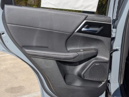 Mitsubishi Outlander SE FWD 2025