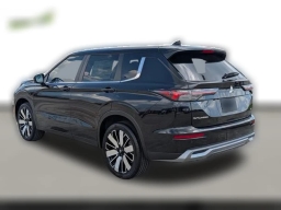 Mitsubishi Outlander SE FWD 2025