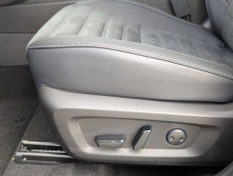 Mitsubishi Outlander SE FWD 2025