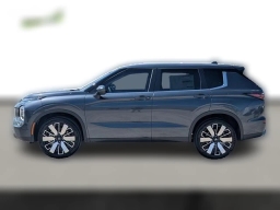 Mitsubishi Outlander SE FWD 2025