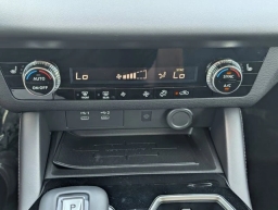 Mitsubishi Outlander SE FWD 2025