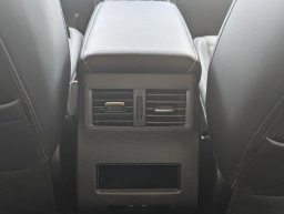 Mitsubishi Outlander SE FWD 2025