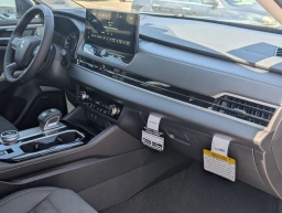 Mitsubishi Outlander SE FWD 2025