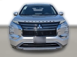 Mitsubishi Outlander SE FWD 2025
