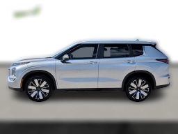 Mitsubishi Outlander SE FWD 2025