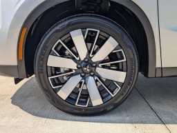 Mitsubishi Outlander SE FWD 2025