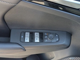 Mitsubishi Outlander SE FWD 2025