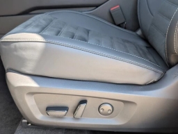 Mitsubishi Outlander SE FWD 2025