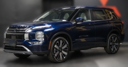 Mitsubishi Outlander SE FWD 2026