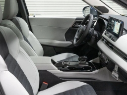 Mitsubishi Outlander SE FWD 2026