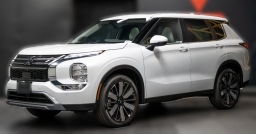 Mitsubishi Outlander SE FWD 2026