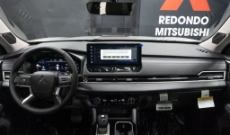 Mitsubishi Outlander SE FWD 2026