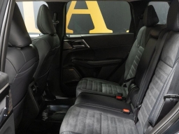 Mitsubishi Outlander SE FWD 2026