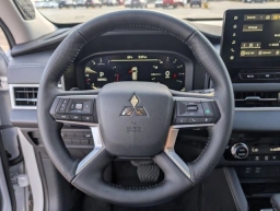 Mitsubishi Outlander SE FWD 2026