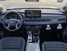 Mitsubishi Outlander SE FWD 2026