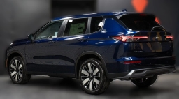 Mitsubishi Outlander SE FWD 2026