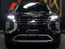 Mitsubishi Outlander SE FWD 2026