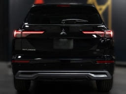 Mitsubishi Outlander SE FWD 2026