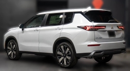 Mitsubishi Outlander SE FWD 2026